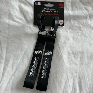 NWT MLB white Sox luggage tags